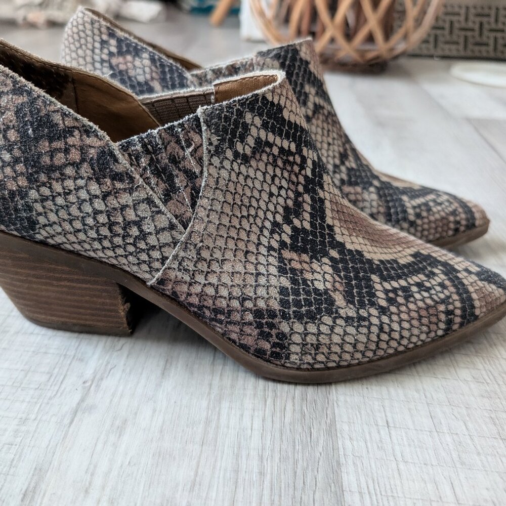Lucky Brand 8.5 Tabea Boots